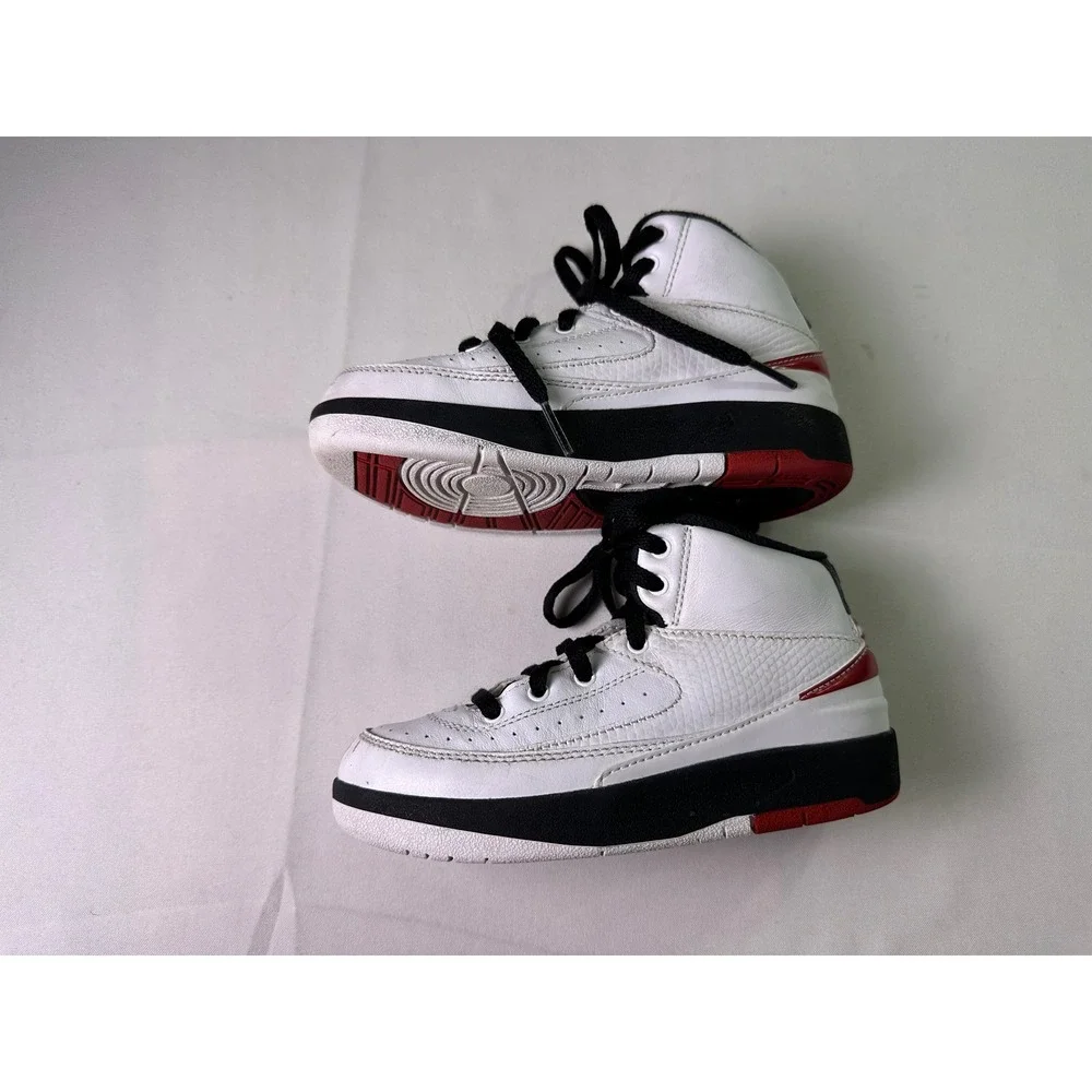 Jordan 2 Retro‎ Chicago 2022 Toddler 11C White Red Classic OG High Top Sneakers